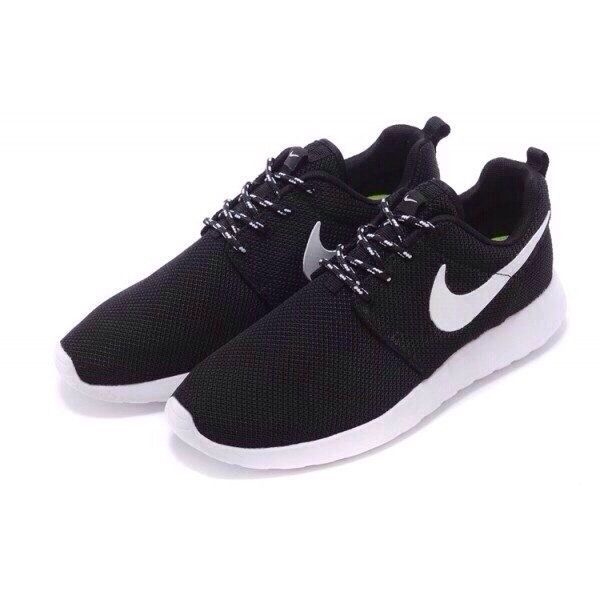  Nike Roshe Run