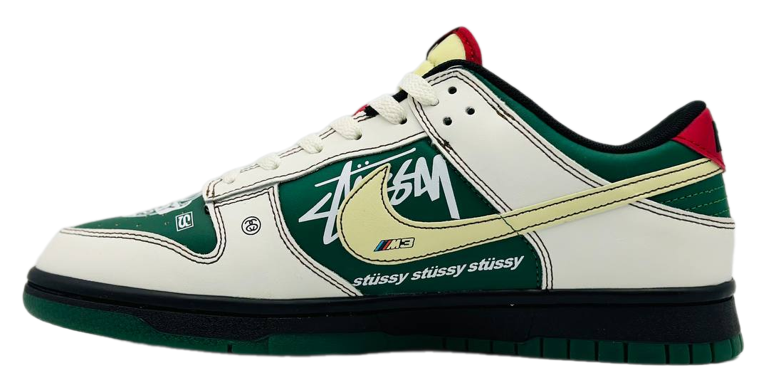 Nike SB Dunk Low Stussy